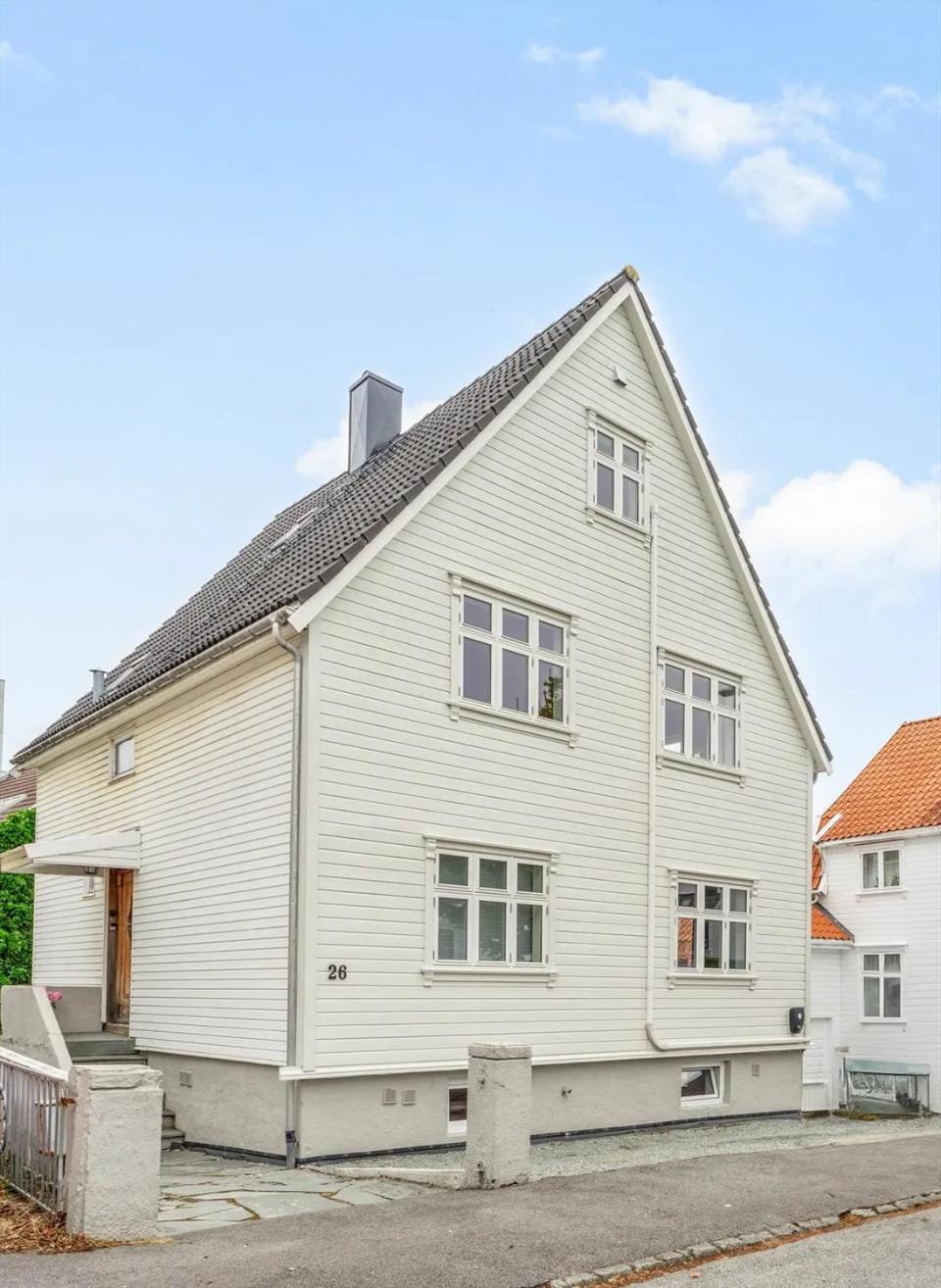 Valand 10 Min Walk From Center Leilighet *